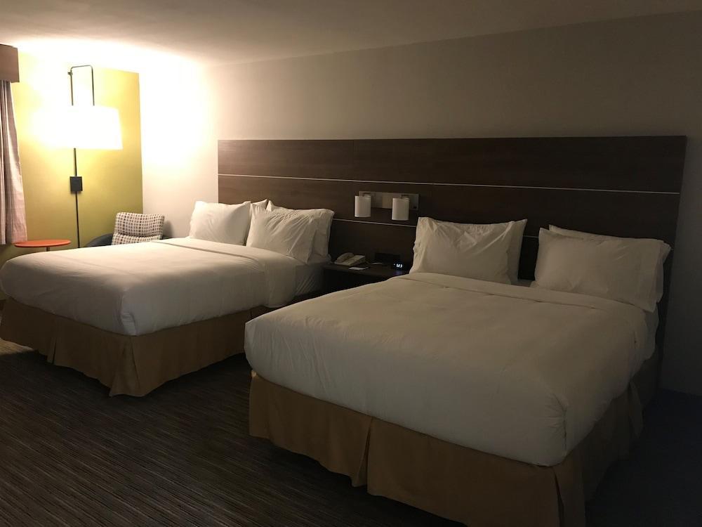 Fairfield Inn & Suites By Marriott Camarillo Eksteriør billede
